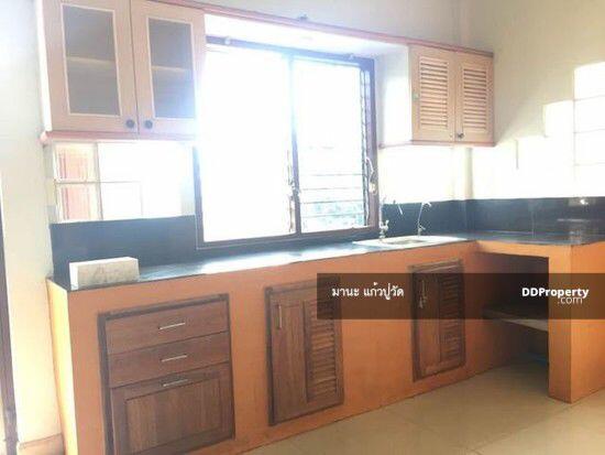 ให้เช่า บ้านเดี่ยว2ชั้น 100ตรว. อยู่ถนนนวมินทร์ ทะลุออกประเสริฐมนูกิจซอย13ได้. ใกล้ตลาดปัฐวิกรณ์ ให้เช่า27,000/เดือน